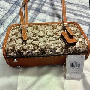 Preloved Coach Signature Jaquard Crystal Swing zip 20 w/tags and dustbag